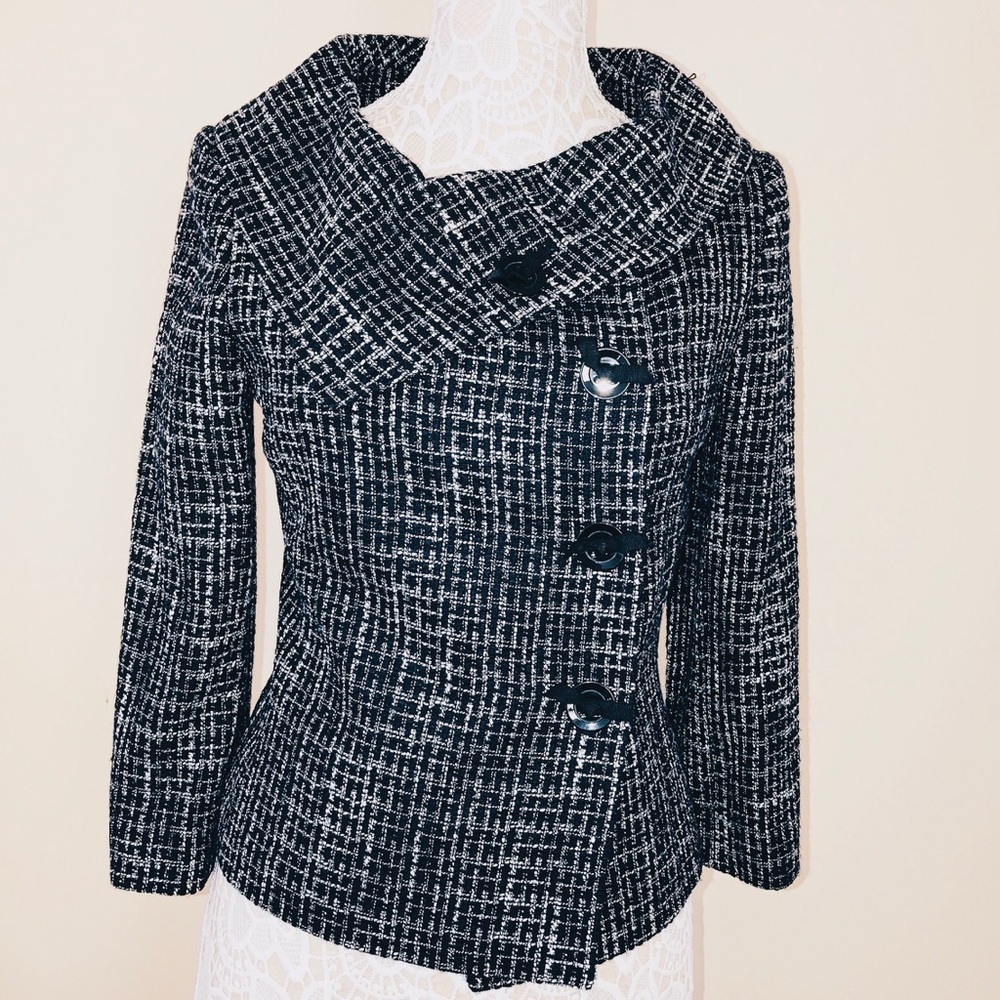 Isabella demarco size 10 jacket blazer
